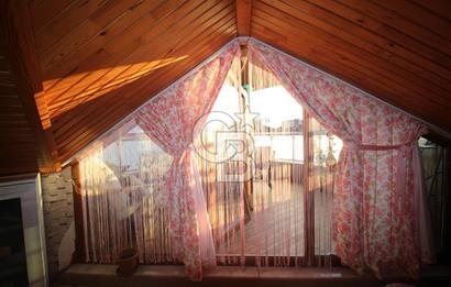 Ümraniye Esenşehir Genç Binada 3+1 Teraslı Dubleks Daire
