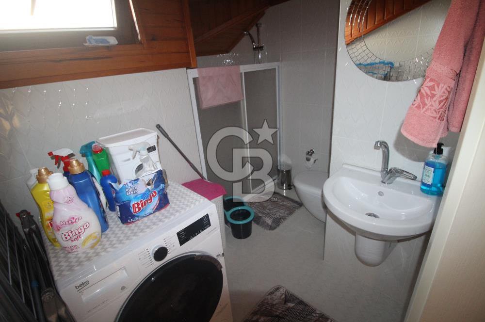 Ümraniye Esenşehir Genç Binada 3+1 Teraslı Dubleks Daire