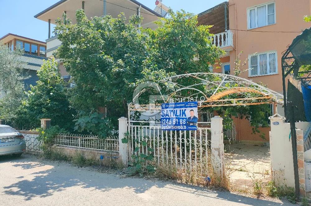 Seferihisar Doğanbey de 3 katlı satılık yazlık 
