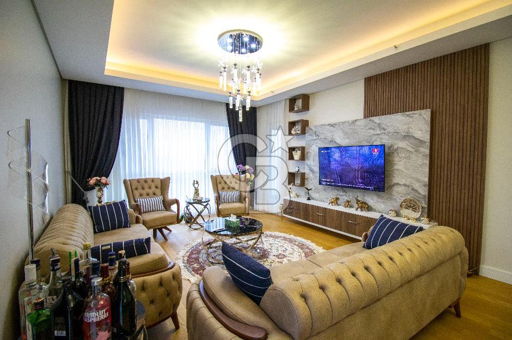 ACİL SATILIK SİNPAŞ MARİNA'DA ÖZEL DEKORULU 3,5+1 DAİRE