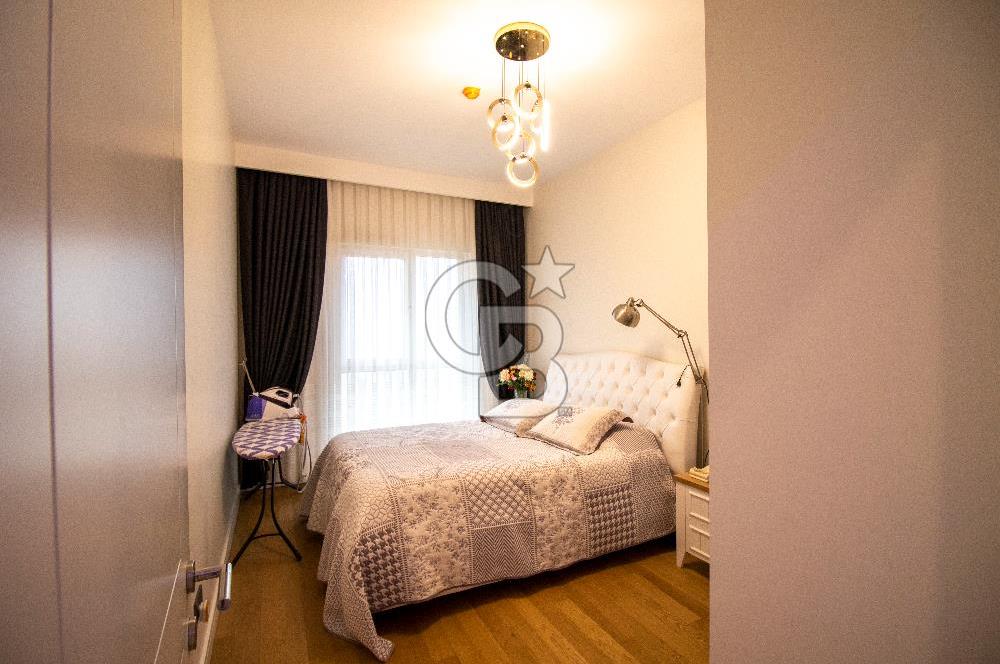 ACİL SATILIK SİNPAŞ MARİNA'DA ÖZEL DEKORULU 3,5+1 DAİRE