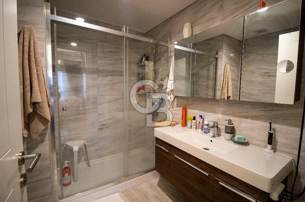 ACİL SATILIK SİNPAŞ MARİNA'DA ÖZEL DEKORULU 3,5+1 DAİRE