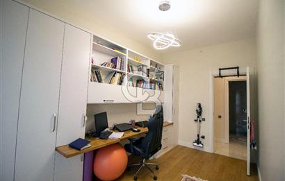 ACİL SATILIK SİNPAŞ MARİNA'DA ÖZEL DEKORULU 3,5+1 DAİRE