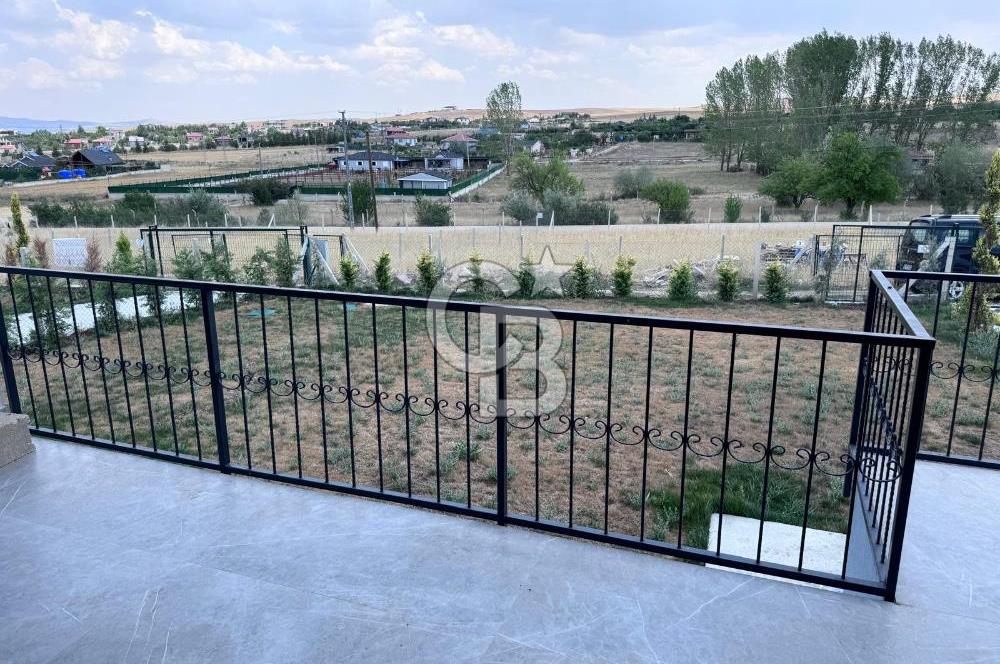 GÖLBAŞI HACIMURATLIDA SATILIK HOBİ BAHÇESİ VE 110 M2 EV