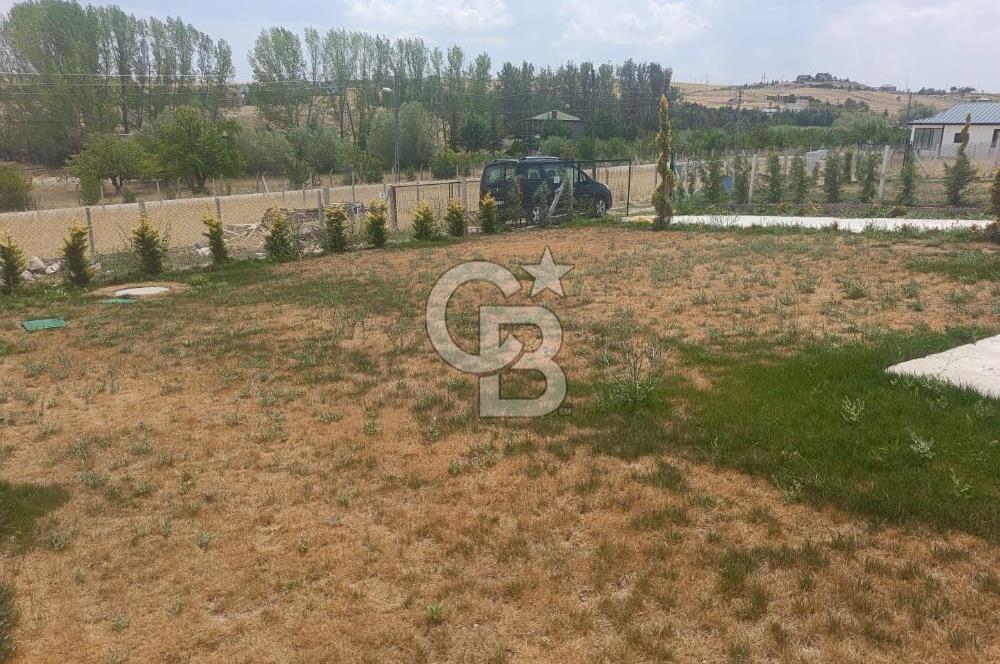 GÖLBAŞI HACIMURATLI SATILIK 500 M2 HOBİ BAHÇESİ İLE BETONARME EV