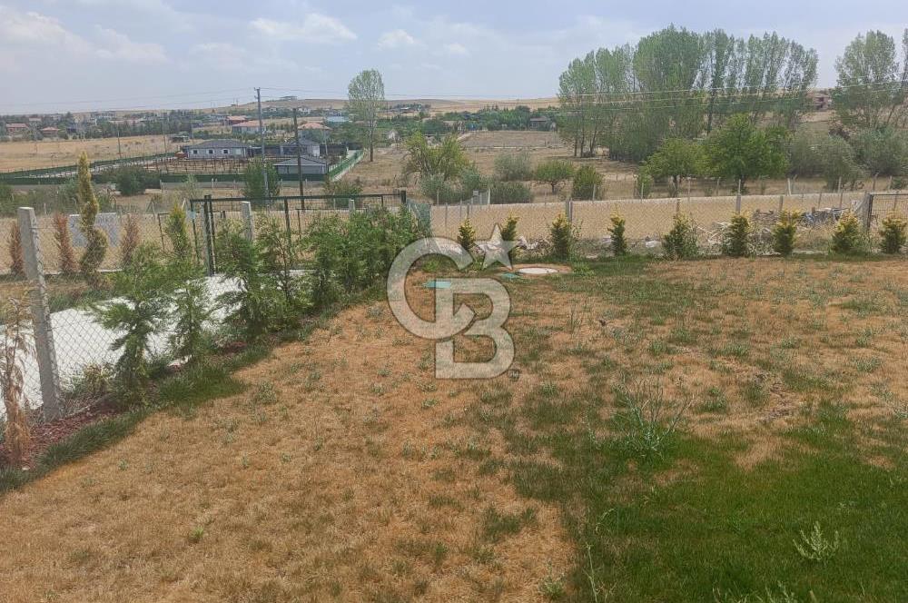 GÖLBAŞI HACIMURATLI SATILIK 500 M2 HOBİ BAHÇESİ İLE BETONARME EV