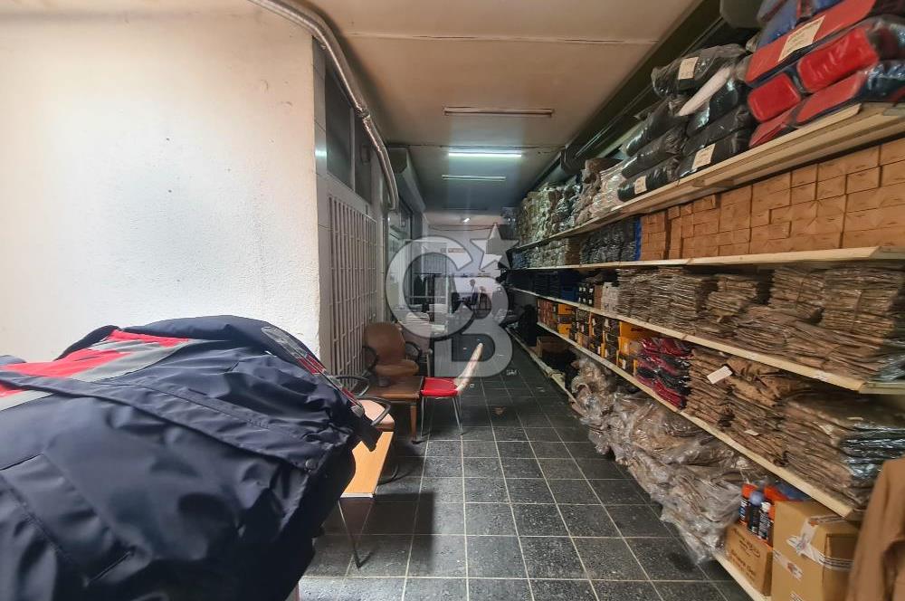 ANKARA KIZILAY NECATİBEY CADDESİNDE BİLECİK PASAJINDA  MUHTEŞEM LOKASYONDA  SATILIK  BOŞ DÜKKAN