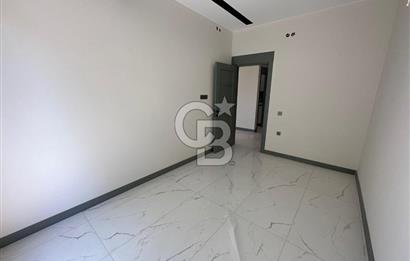 Kadınlar denizine çok yakın ultra lüx sitede açık-kapalı havuz,sauna-hamam olan akıllı ev.