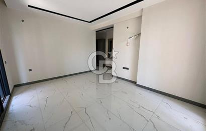 Kadınlar denizine çok yakın ultra lüx sitede açık-kapalı havuz,sauna-hamam olan akıllı ev.