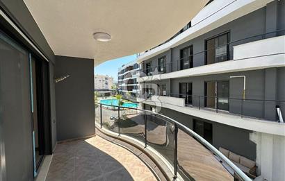 Kadınlar denizine çok yakın ultra lüx sitede açık-kapalı havuz,sauna-hamam olan akıllı ev.