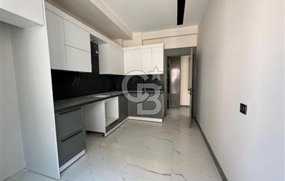 Kadınlar denizine çok yakın ultra lüx sitede açık-kapalı havuz,sauna-hamam olan akıllı ev.