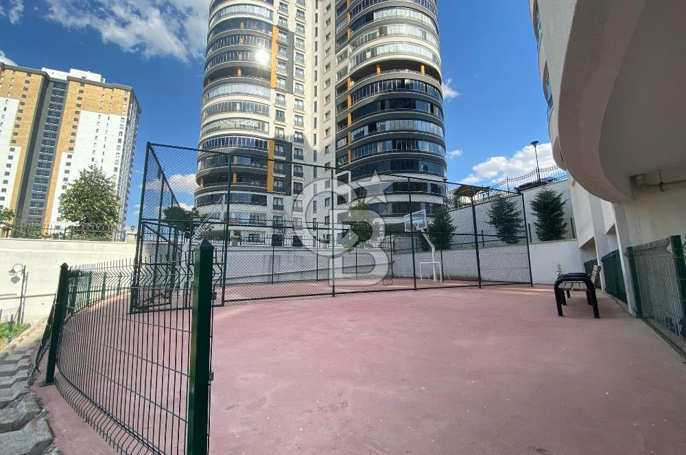 BÖLGENİN EN PRESTİJLİ SİTESİNDE ULTRA LÜKS 4+1 EŞYALI NET 220 MT