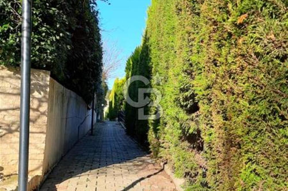 GÜZELBAHÇE GÖNEN ÇAMLIKÖY'DE DOĞA İÇİNDE KİRALIK MÜSTAKİL VİLLA