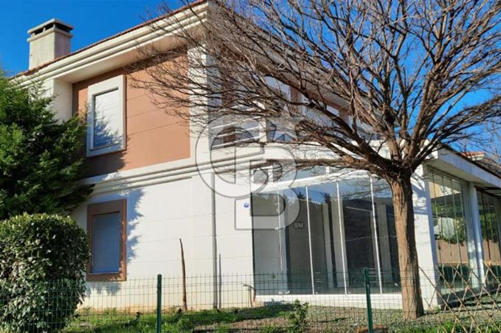 GÜZELBAHÇE GÖNEN ÇAMLIKÖY'DE DOĞA İÇİNDE KİRALIK MÜSTAKİL VİLLA