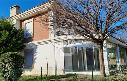 GÜZELBAHÇE GÖNEN ÇAMLIKÖY'DE DOĞA İÇİNDE KİRALIK MÜSTAKİL VİLLA
