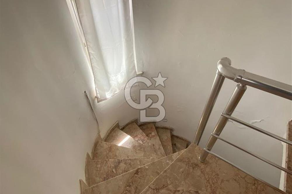 ARTUR SİTESİ'NE KOMŞU HAVUZLU SİTEDE SATILIK FIRSAT VİLLA