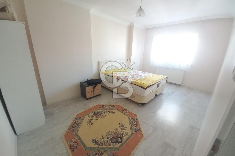 CB AKADEMİ DERİNCE E5 ÜZERİ KİRALIK 3+1 ARA KAT DAİRE