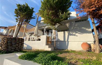 Cunda da merkezi konumda 2+1 müstakil villa