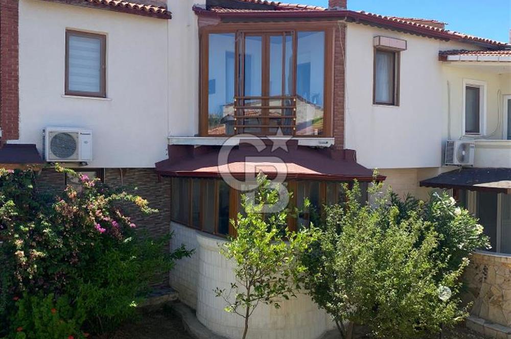 ARTUR SİTESİ'NE KOMŞU HAVUZLU SİTEDE SATILIK FIRSAT VİLLA
