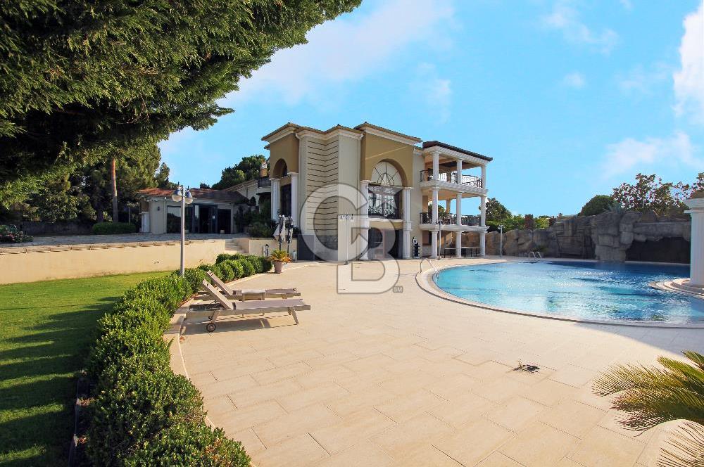 URLA İSKELE DE 800 M2 KAPALI ALAN MALİKANE VE 14.000 M2 ARAZİ