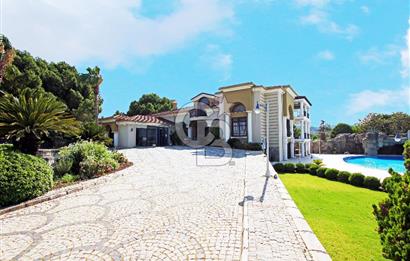URLA İSKELE DE 800 M2 KAPALI ALAN MALİKANE VE 14.000 M2 ARAZİ