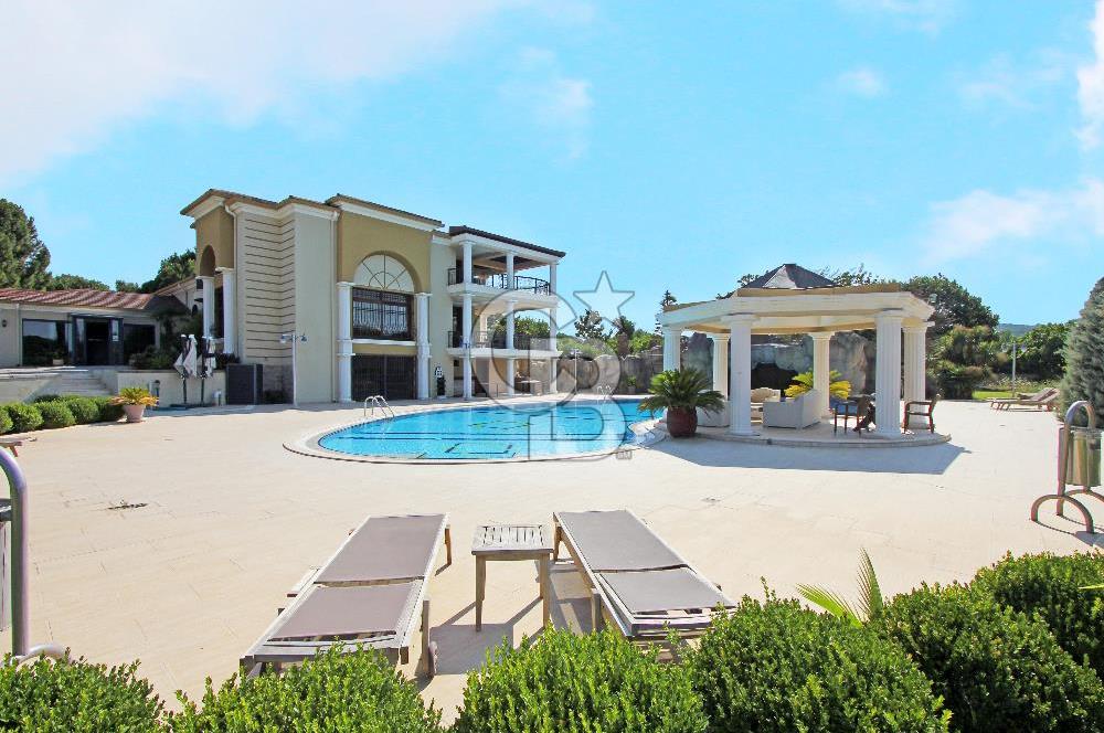URLA İSKELE DE 800 M2 KAPALI ALAN MALİKANE VE 14.000 M2 ARAZİ