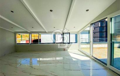 KARTAL ŞEHR-İ DENİZ SİTESİNDE SATILIK ULUDAĞ MANZARALI 11+2 LÜKS VİLLA