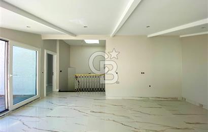 KARTAL ŞEHR-İ DENİZ SİTESİNDE SATILIK ULUDAĞ MANZARALI 11+2 LÜKS VİLLA
