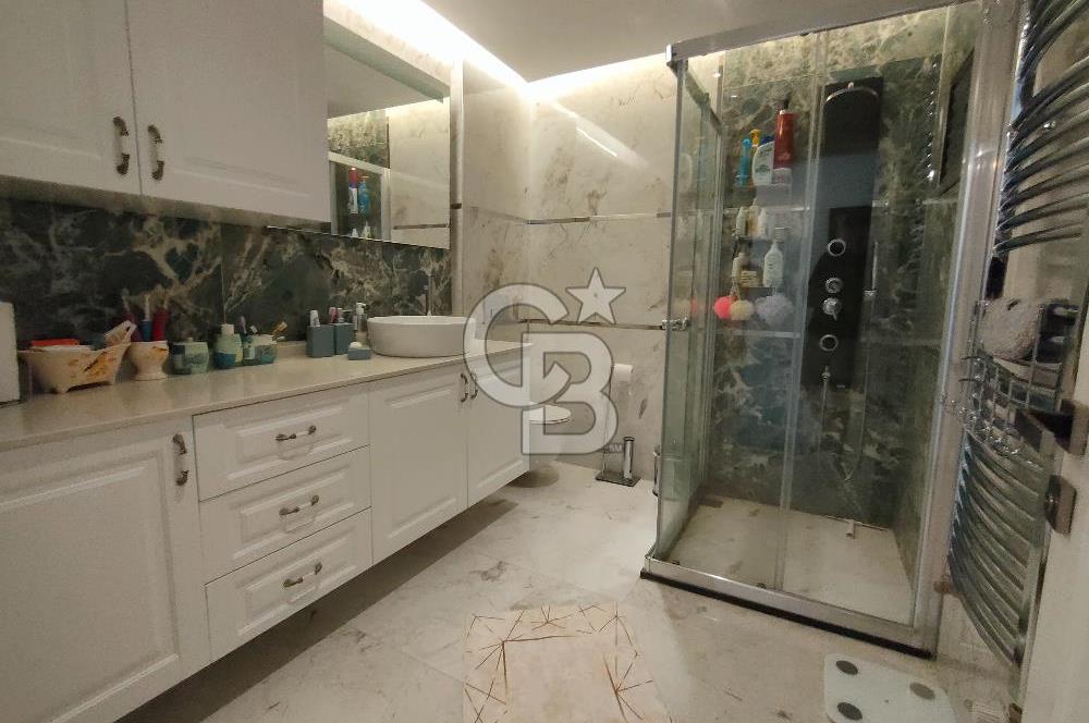Vatan Mahallesi'nin en nezih mevkisinde bakımlı daire 