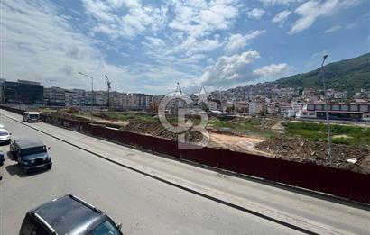 ŞEHRİN EN PRESTİJLİ YERİNDE KİRALIK OFİS 