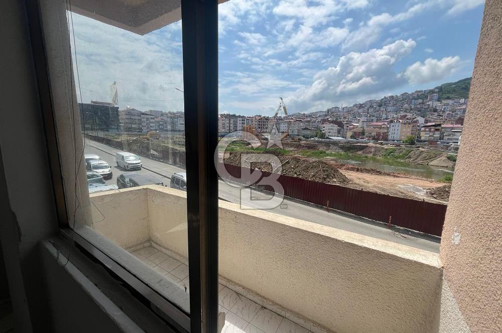 ŞEHRİN EN PRESTİJLİ YERİNDE KİRALIK OFİS 