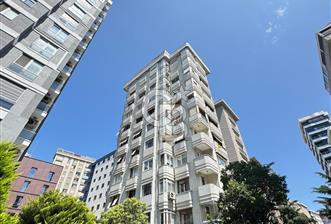 KADIKÖY CADDEBOSTAN MAH. KİRALIK 3+1 İÇİ YENİLENMİS DAİRE