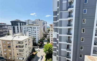KADIKÖY CADDEBOSTAN MAH. KİRALIK 3+1 İÇİ YENİLENMİS DAİRE