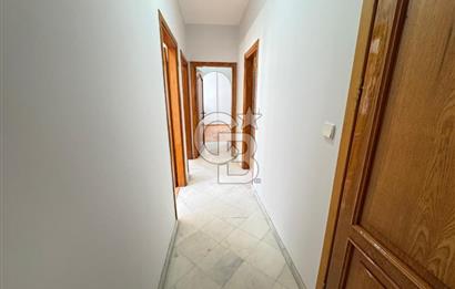 KADIKÖY CADDEBOSTAN MAH. KİRALIK 3+1 İÇİ YENİLENMİS DAİRE
