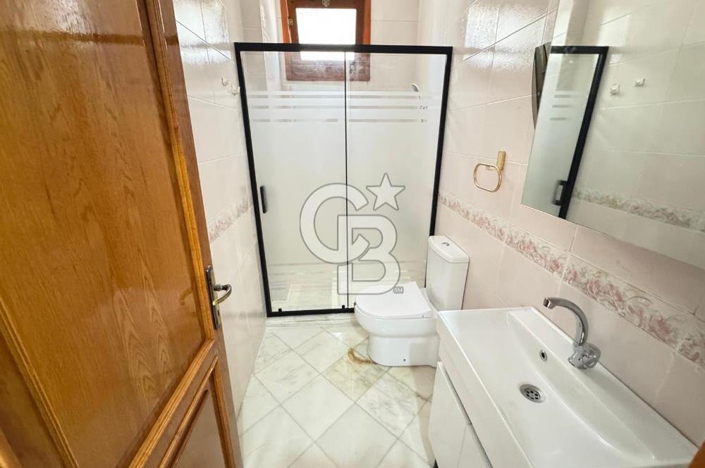 KADIKÖY CADDEBOSTAN MAH. KİRALIK 3+1 İÇİ YENİLENMİS DAİRE