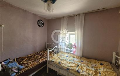 Satılık Müstakil Ev ve Arsa