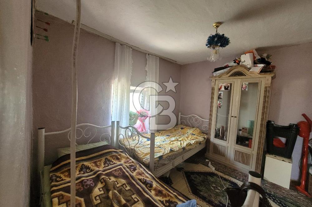 Satılık Müstakil Ev ve Arsa