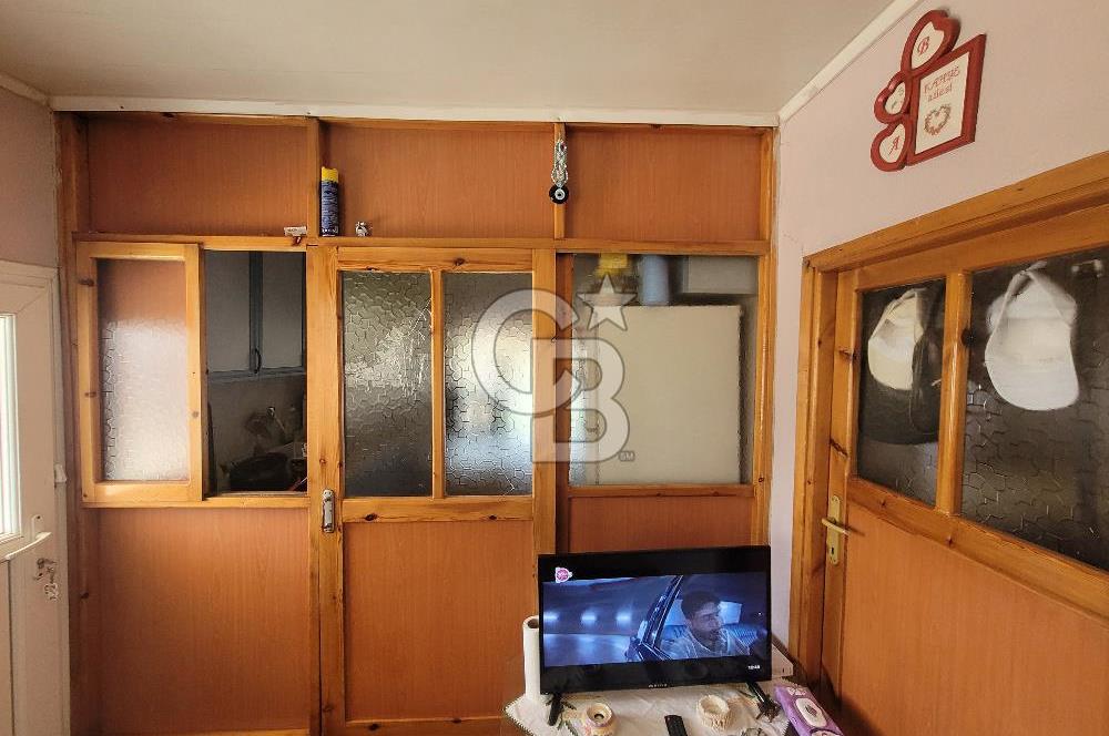 Satılık Müstakil Ev ve Arsa