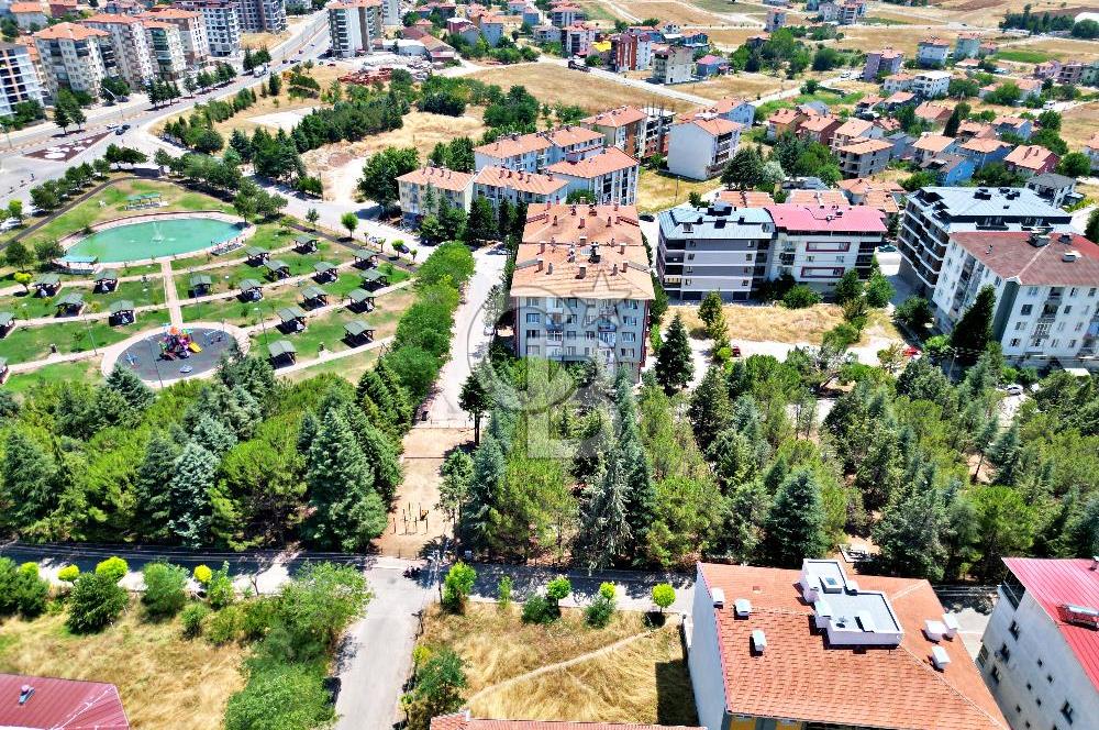 ATATÜRK MAHALLESİ'NİN EN KIYMETLİ YERİNDE 546m² ARSA
