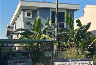 Urla Atatürk Mahallesinde kiralik ikiz villa