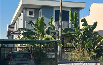 Urla Atatürk Mahallesinde kiralik ikiz villa