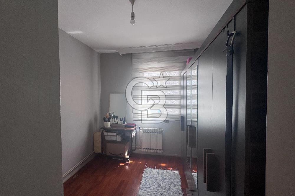 Bostanlı Hüseyin Yurttaş Sokakta Satılık 3+1 Daire