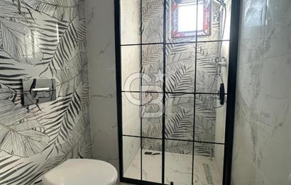 ÇANAKKALE MERKEZ KARACAÖREN 60 MT YOL ÜZERİNDE 3+1 SIFIR DAİRE!