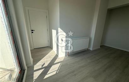ÇANAKKALE MERKEZ KARACAÖREN 60 MT YOL ÜZERİNDE 3+1 SIFIR DAİRE!