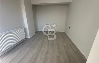 ÇANAKKALE MERKEZ KARACAÖREN 60 MT YOL ÜZERİNDE 3+1 SIFIR DAİRE!