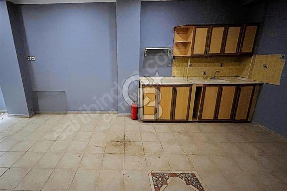 İNÖNÜ CADDESİNDE KİRALIK DÜKKAN/DEPO