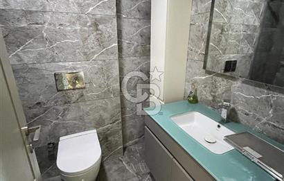 Acıbadem Koşuyolu Konaklarında Arakat Balkonlu Kiralık 3+1 Daire