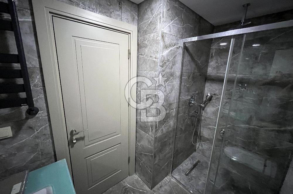 Acıbadem Koşuyolu Konaklarında Arakat Balkonlu Kiralık 3+1 Daire