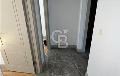 Acıbadem Koşuyolu Konaklarında Arakat Balkonlu Kiralık 3+1 Daire