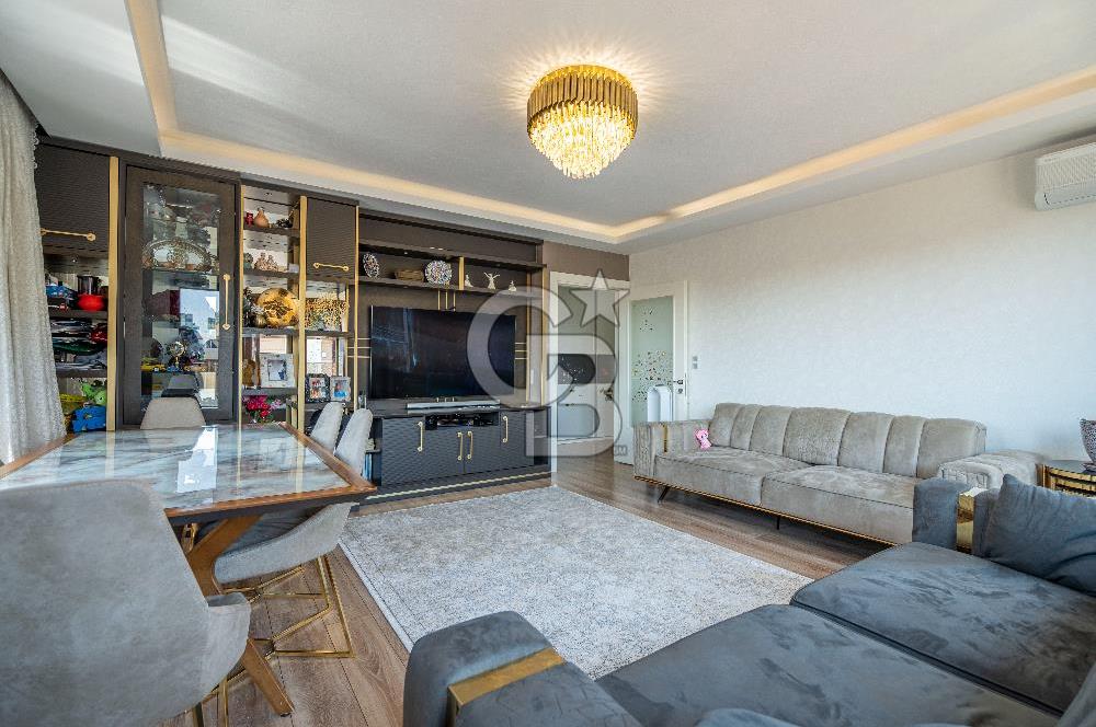 Sarı Gelin Sokak'ta Çift Girişli 3+2 Mobilyalı Teraslı Dubleks